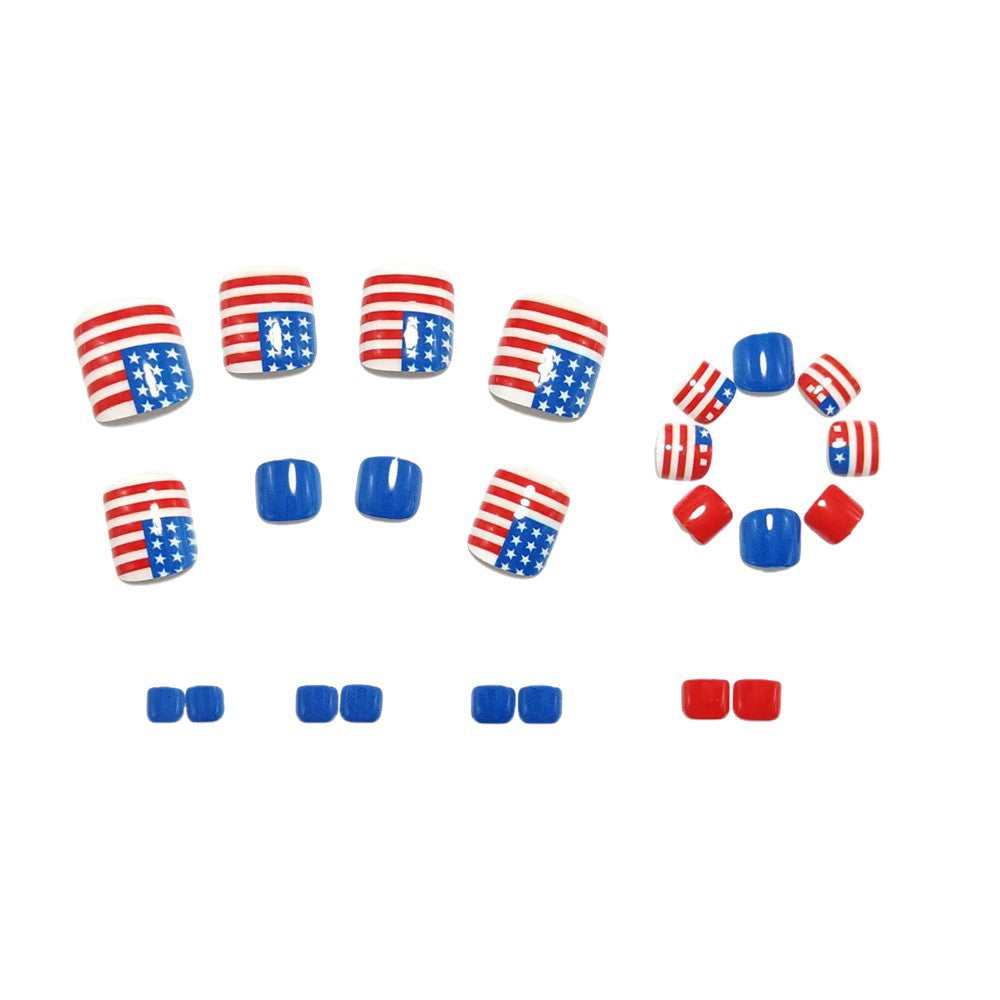 Nail art with patriotic motif Bowlift