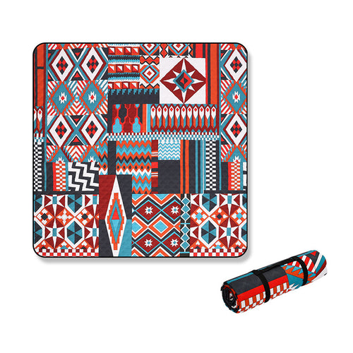 Colorful and Durable Picnic Blanket Bowlift
