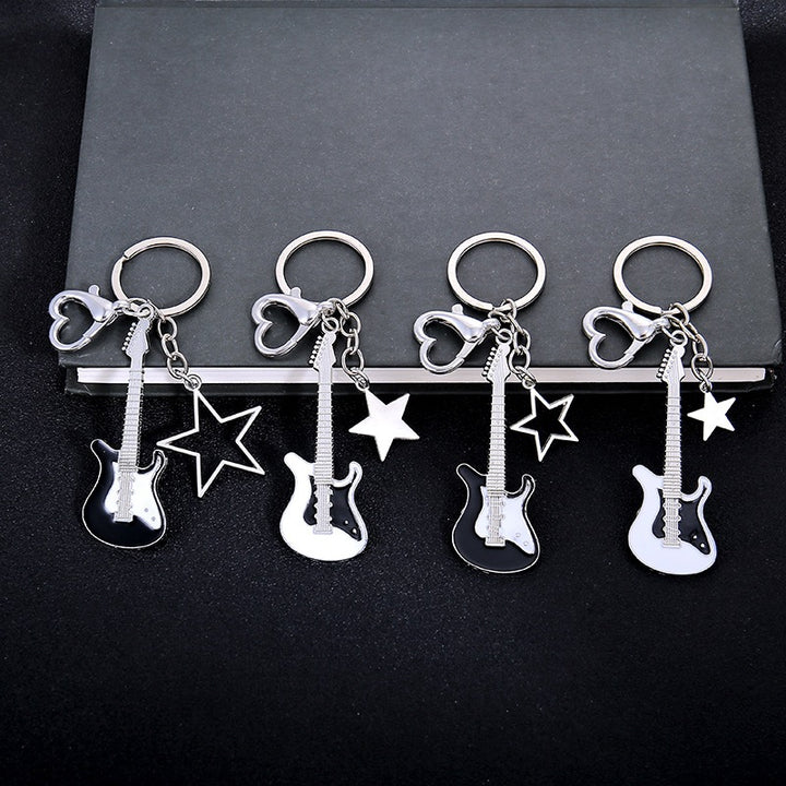 Keychain with guitar design Bowlift
