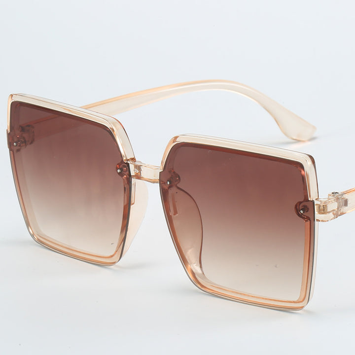 Women Oversized Sunglasses with Square Frame Bowlift