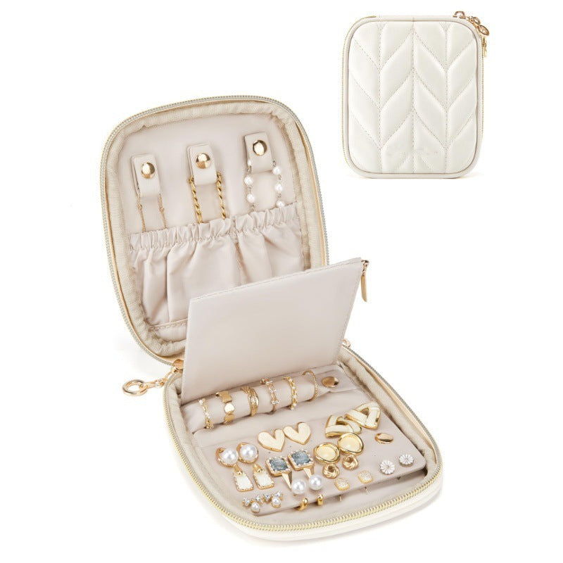 Stylish and Compact Jewelry Storage Bag Bowlift