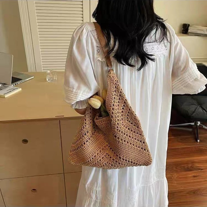 Handmade crochet bag with leather handles Bowlift