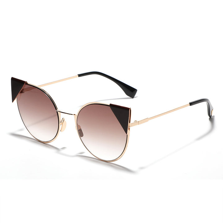 Women's fashionable Cat-Eye sunglasses with stylish accents Bowlift