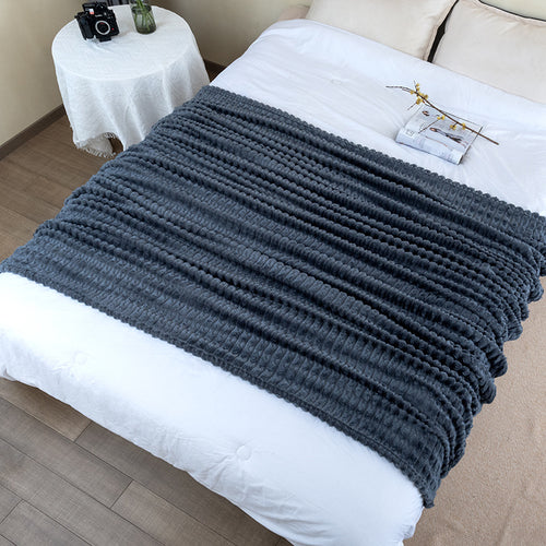 Women's extra warm and luxurious cuddly blanket with textured design Bowlift