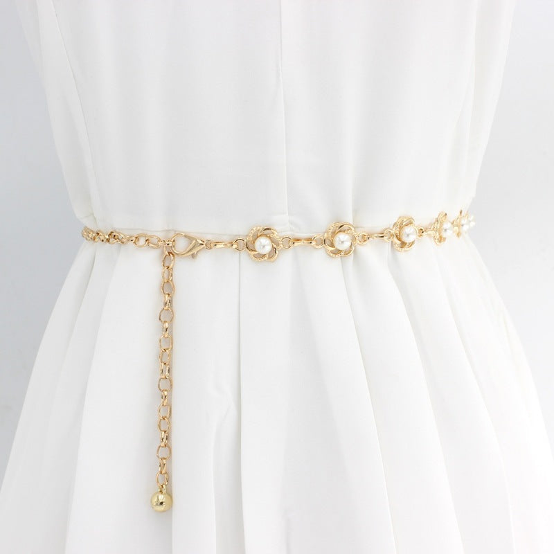 More elegant chain belt with pearl details Bowlift