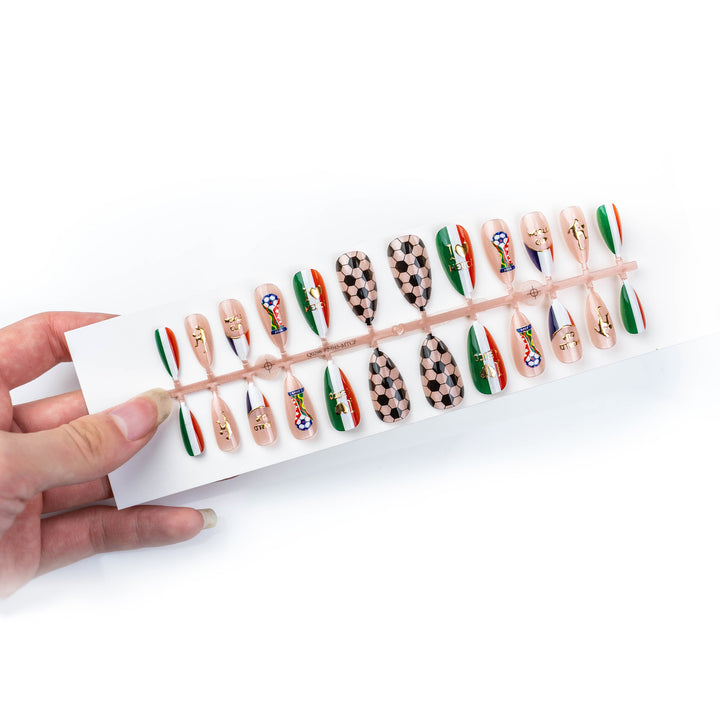 Glamorous Sporty Artificial Nail Set Bowlift