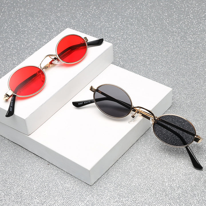 Ladies Round Glasses with Minimalist Design Bowlift
