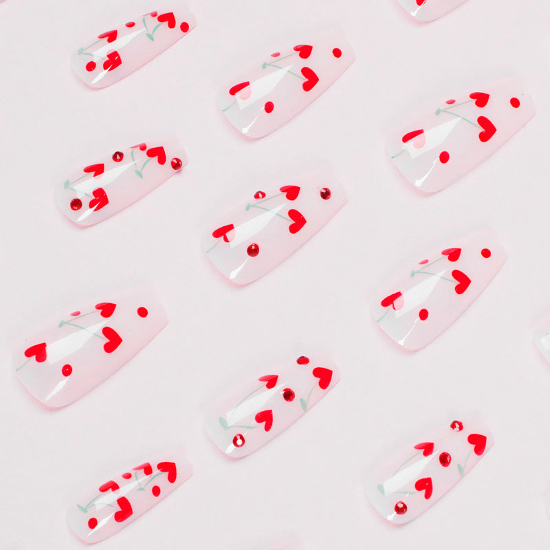 Artificial nail art with romantic heart design Bowlift