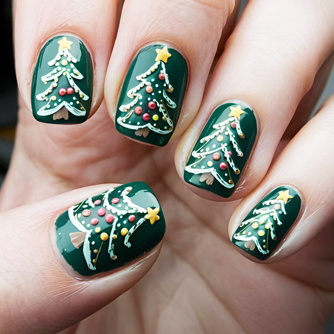 Festive artificial nails with Christmas tree design Bowlift