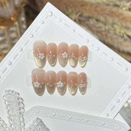 Decorative Press-On Nail Art Set with Floral Accents Bowlift