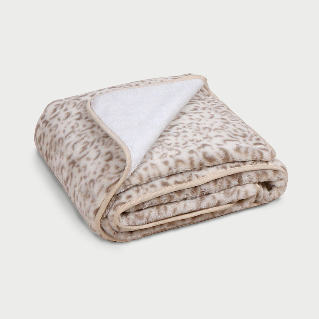 Ladies Snuggle Blanket Bowlift