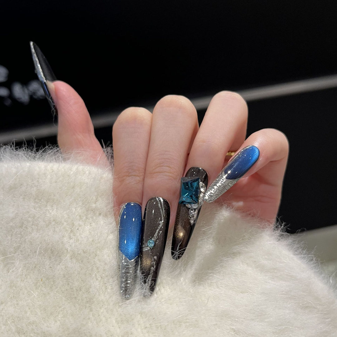 Stiletto Nail Art Set with Galactic Design Bowlift