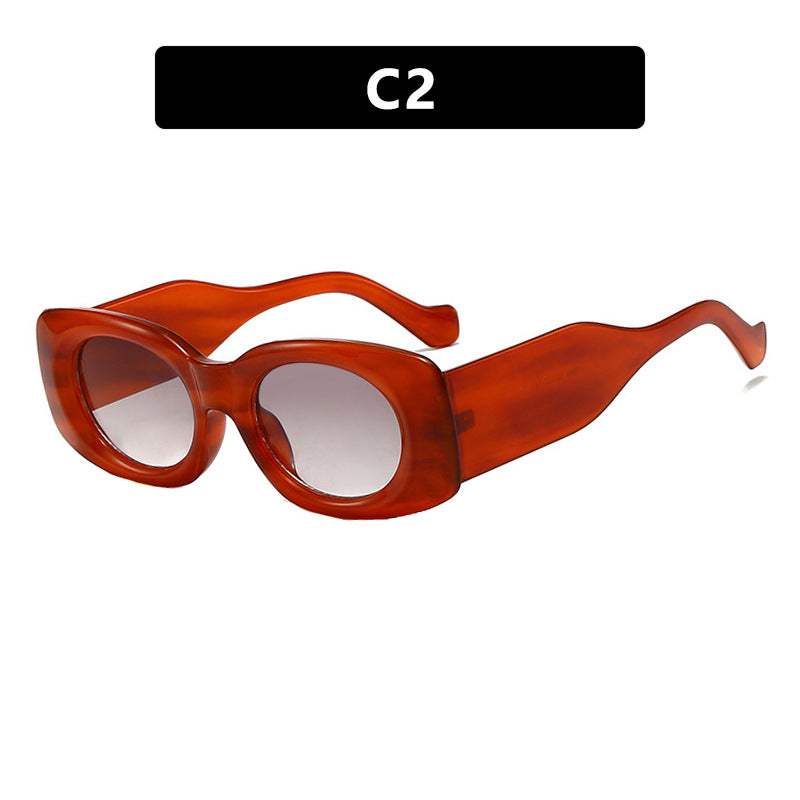 Women's trendy sunglasses in eye-catching retro design Bowlift