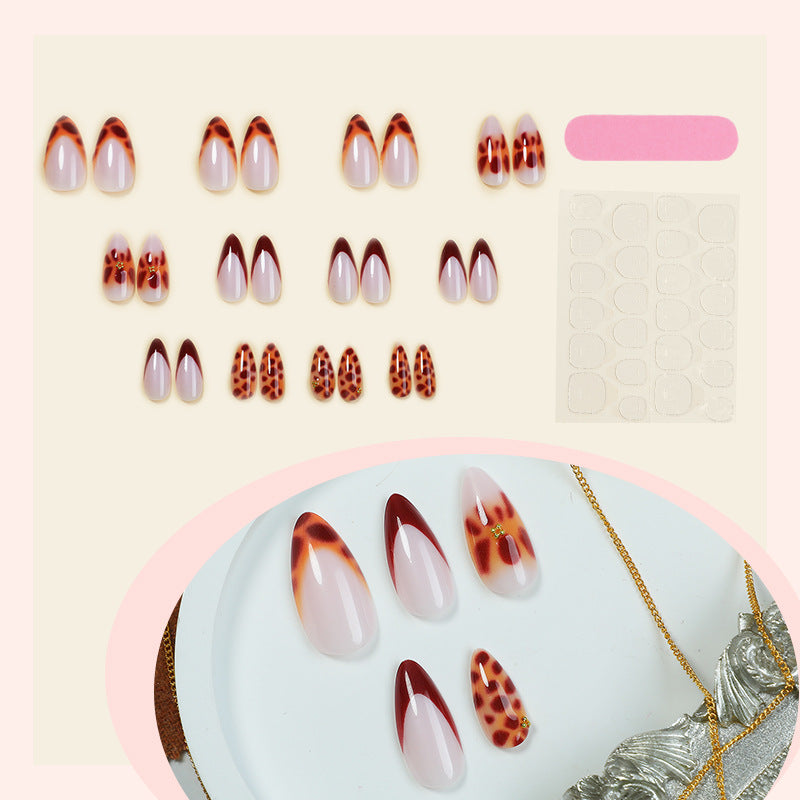 Fashionable Press-On Nail Art Set Bowlift