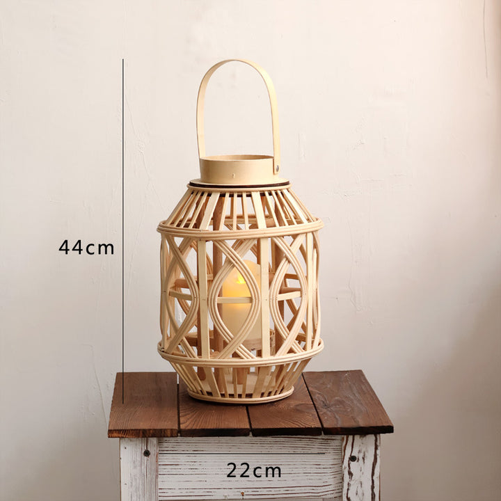Handcrafted lantern made of rattan Bowlift