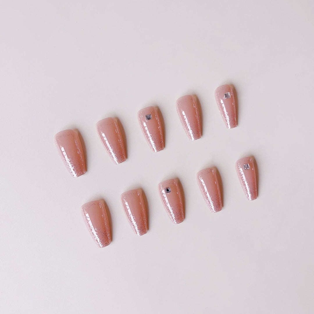 Glittering Nail Art Bowlift