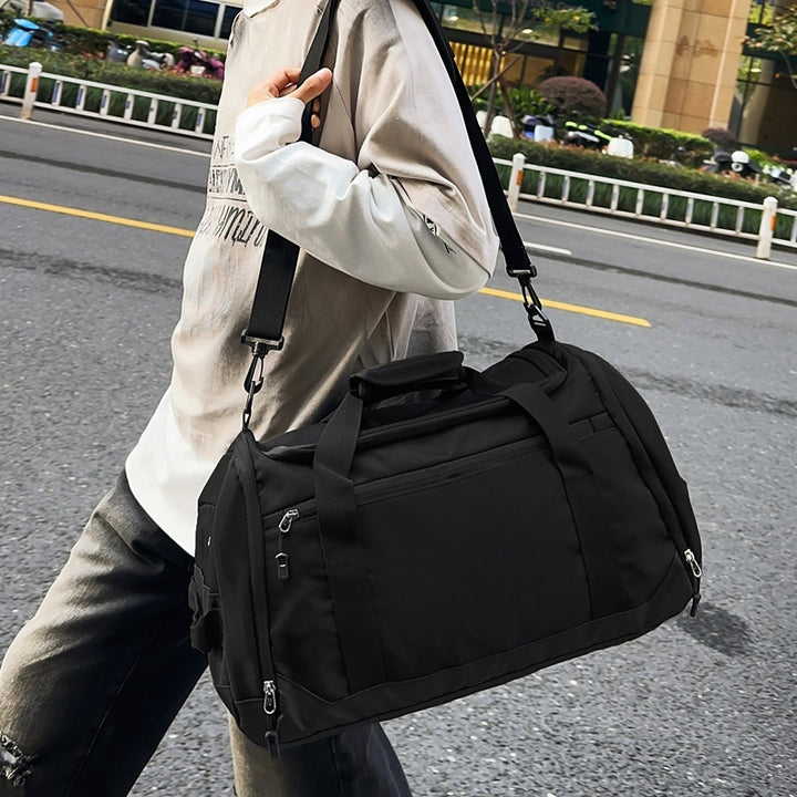 Versatile All-Season Sports Duffel Bag Bowlift