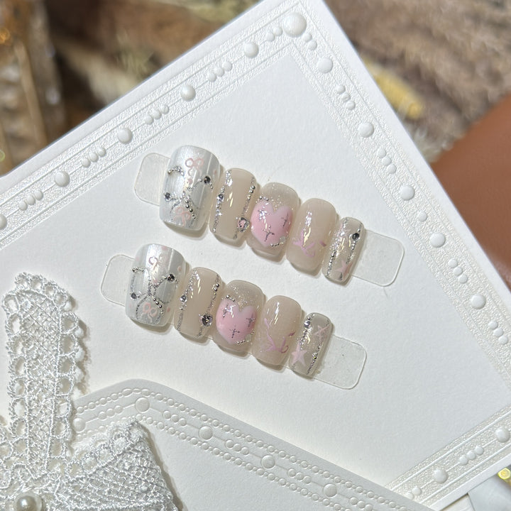 Decorative Press-On Nail Set with Heart and Silver Accents Bowlift