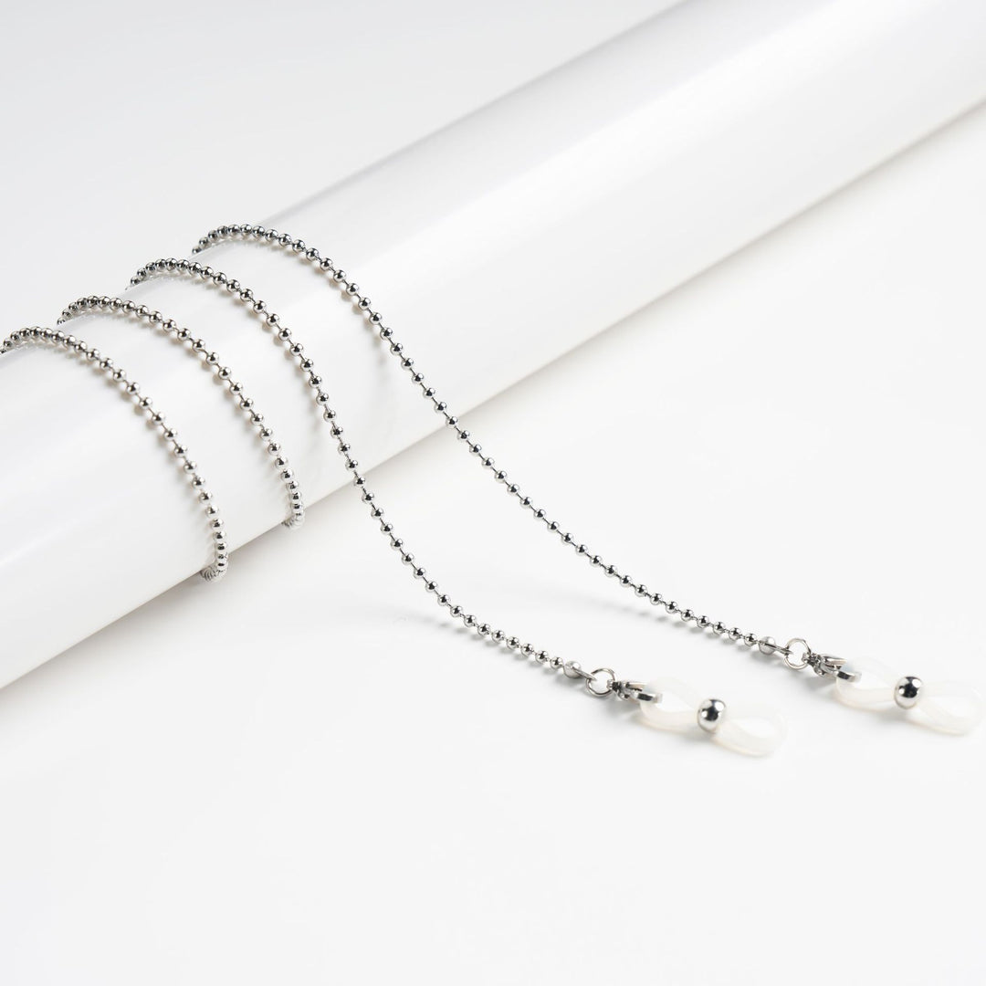 Lightweight Beaded Eyewear Chain Bowlift