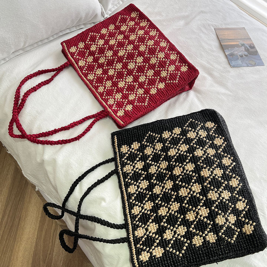 Handcrafted knit bag with floral design Bowlift