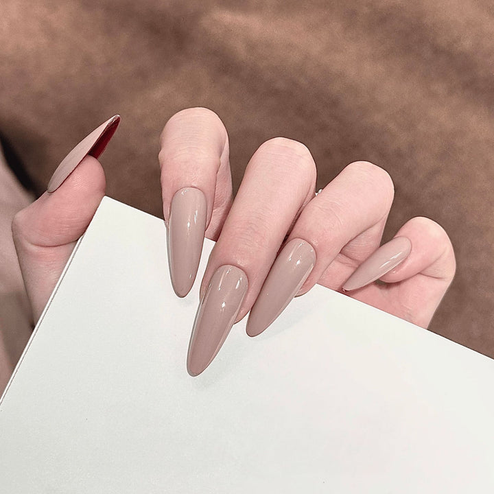 Elegant Nail Tips Bowlift