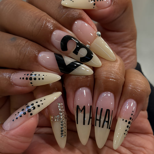 Elegant Artificial Nails with Fashionable Designs Bowlift