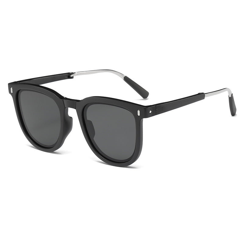 Women's fashionable sunglasses with innovative tortoiseshell design Bowlift