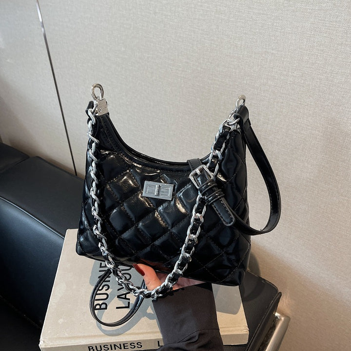 Quilted Shoulder Bag Bowlift