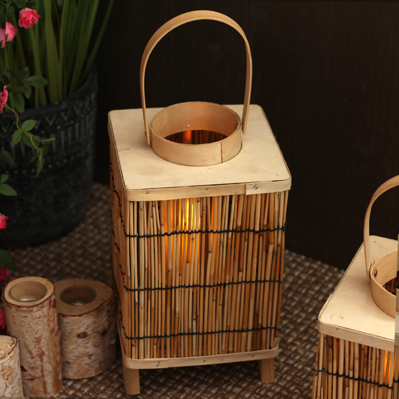 Stylish lantern made of natural materials Bowlift