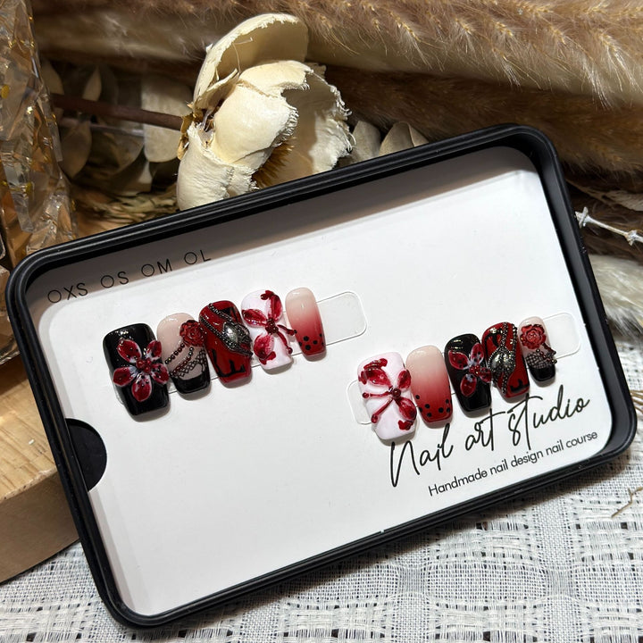 Artistic Nail Decoration Press-On Set with Unique Floral and Gemstone Designs Bowlift