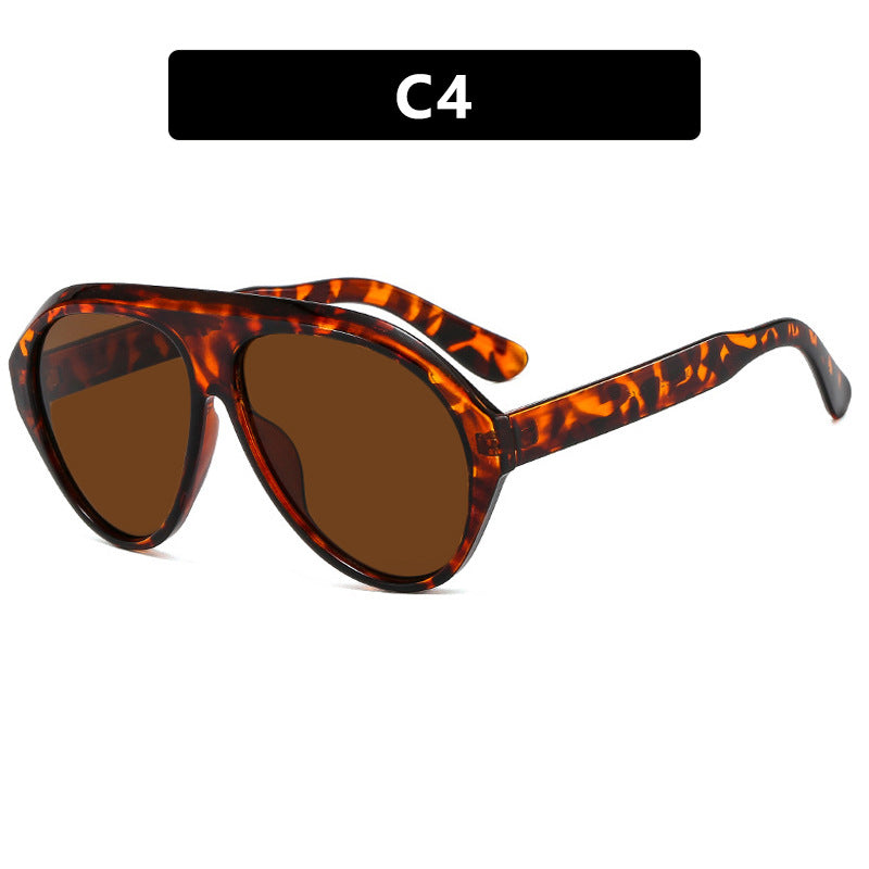 Women sporty sunglasses with innovative frame Bowlift
