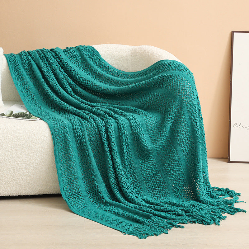 Women knitted throw blanket with fringes Bowlift
