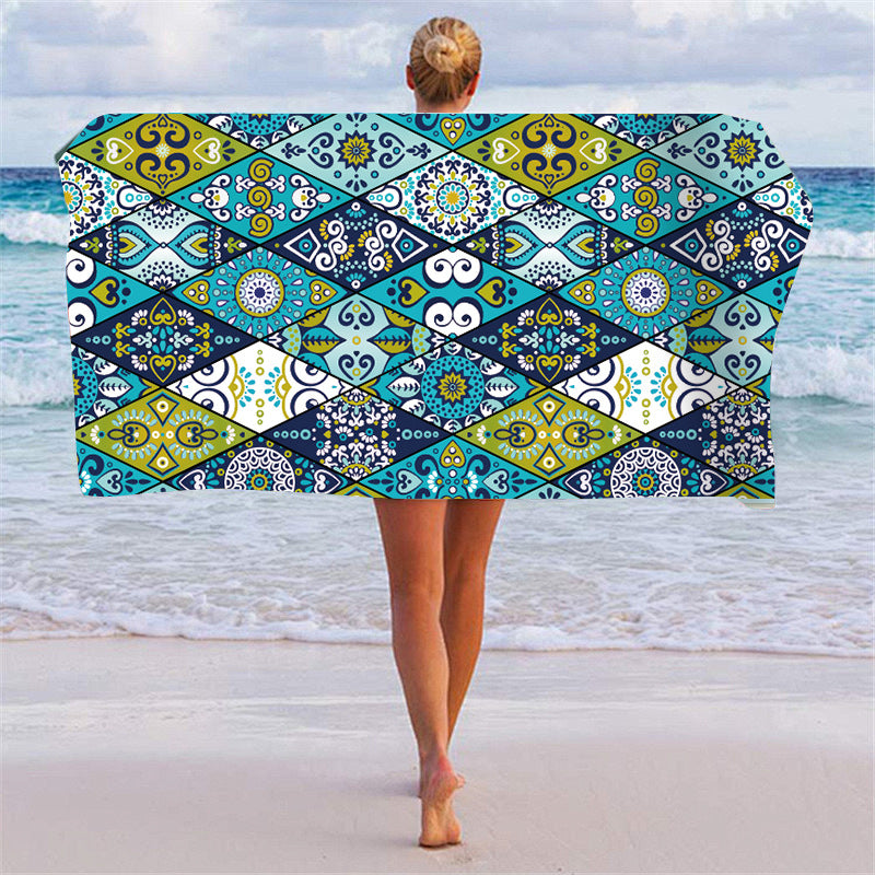 Beach towel with unique geometric pattern Bowlift