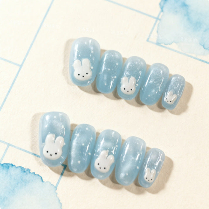 Artificial nails with sweet bunny motif Bowlift