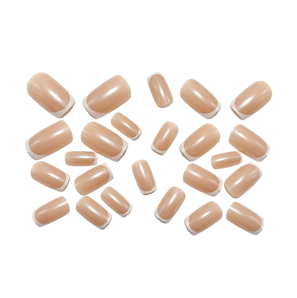 Elegant Artificial Nails with Classic French Manicure Design Bowlift