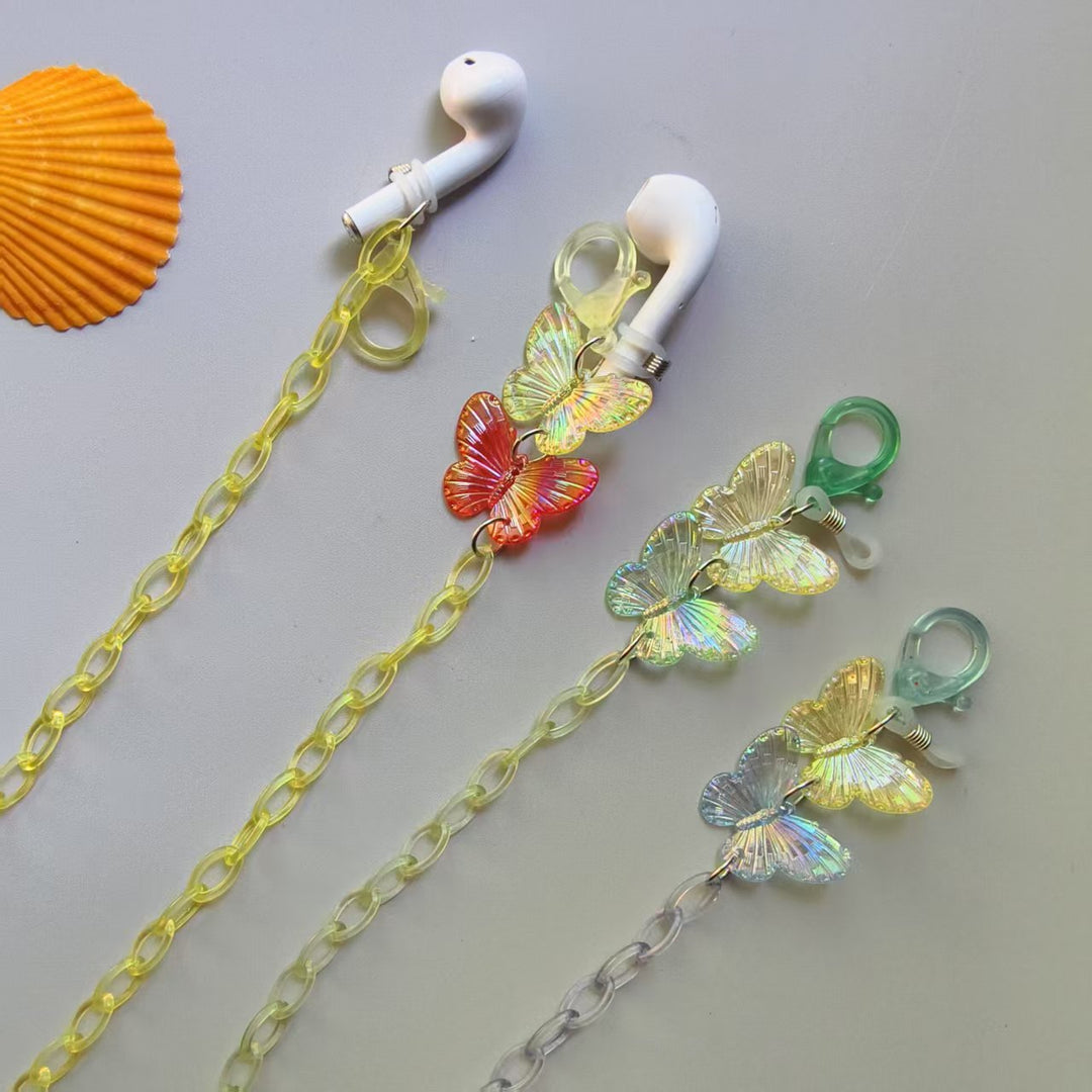 Fashionable necklace with butterfly hook by Bowlift