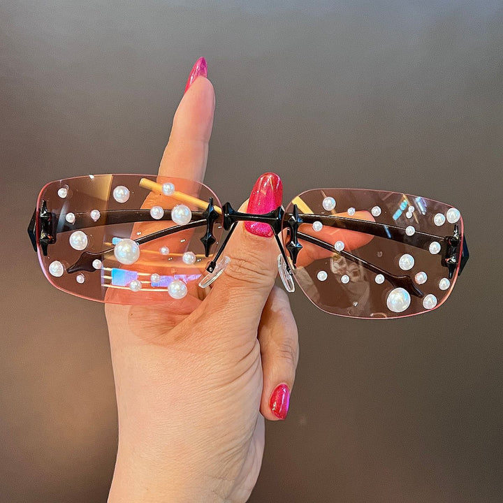 Women Decorative Designer Sunglasses Bowlift