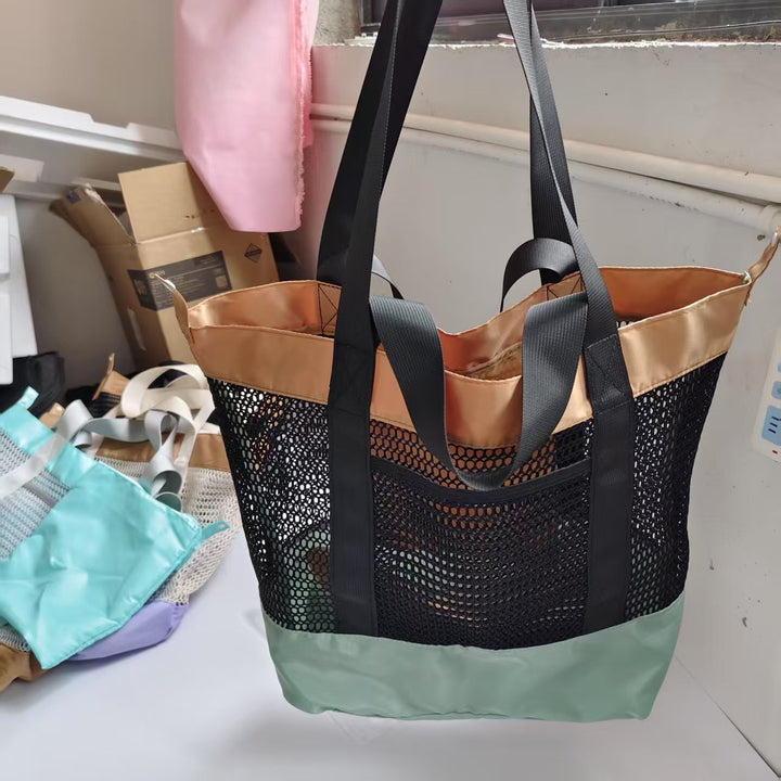 Airy Beach Bag with Large Storage and Mesh Design Bowlift