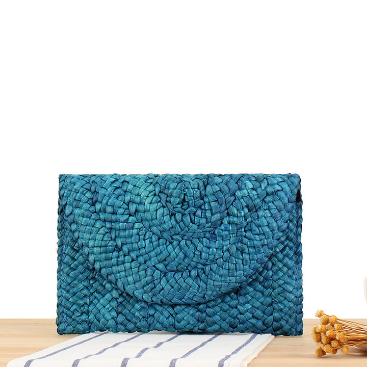 Clutch Made of Handmade Basket Weave Bowlift