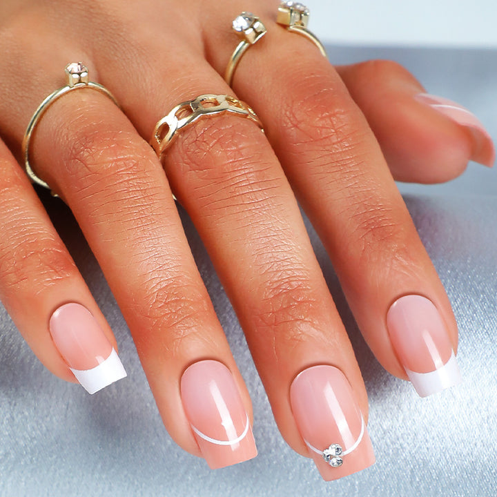 Elegant Nail Art Bowlift