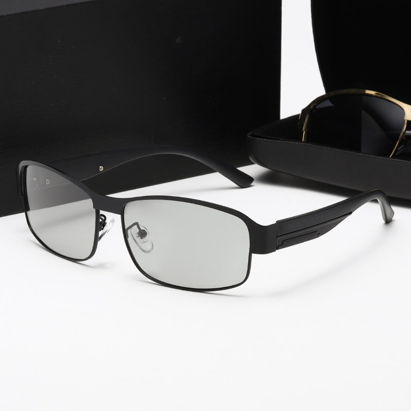 Ladies sporty sunglasses with robust metal frame and polarized lenses Bowlift