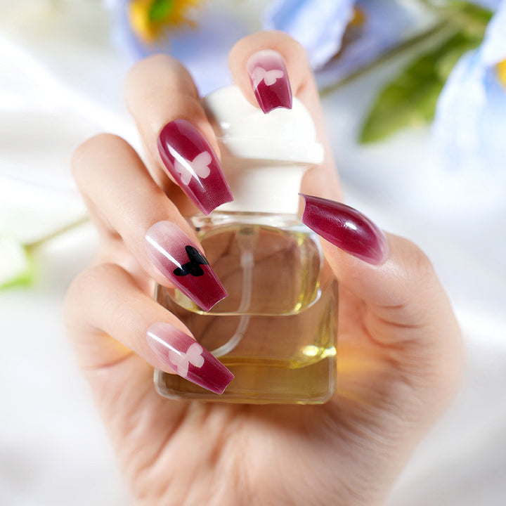 Heart-Patterned Press-On Nail Art Set Bowlift