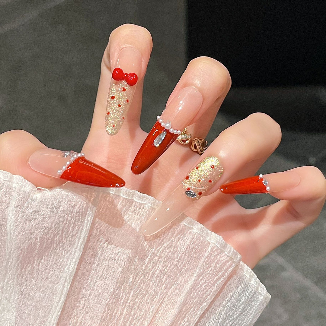 Stylish Stiletto Press-On Nail Extensions Bowlift