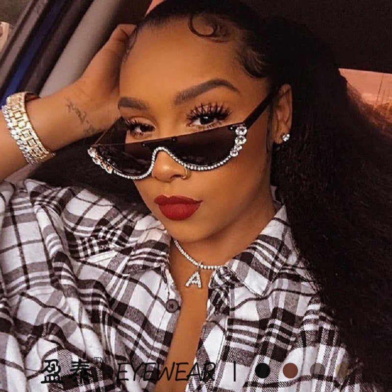 Ladies Cat-Eye Sunglasses with Sparkling Rhinestone Embellishments Bowlift