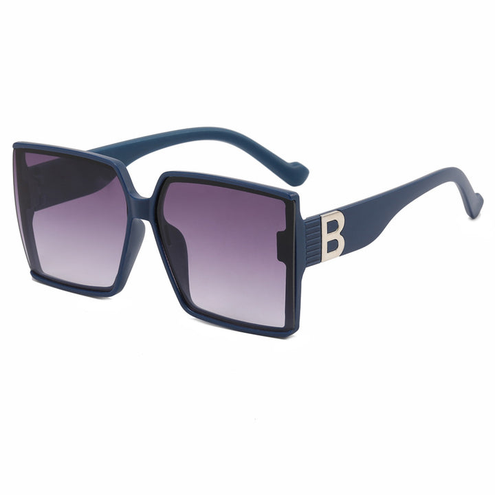 Women's oversized sunglasses with luxurious detail Bowlift