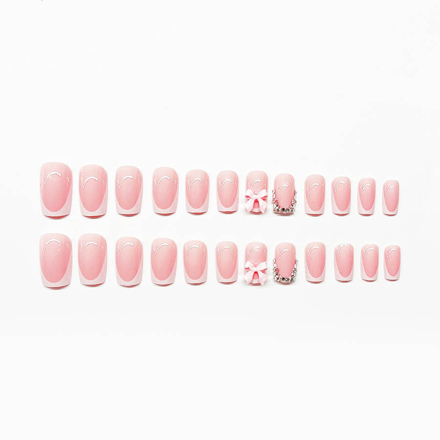 Artificial nail set with elegant details and 3D decorations Bowlift