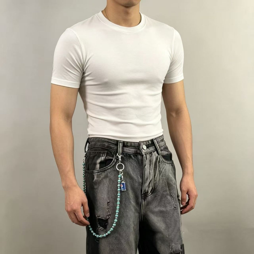 Cropped T-Shirt with Trendy Chain Pendant Bowlift