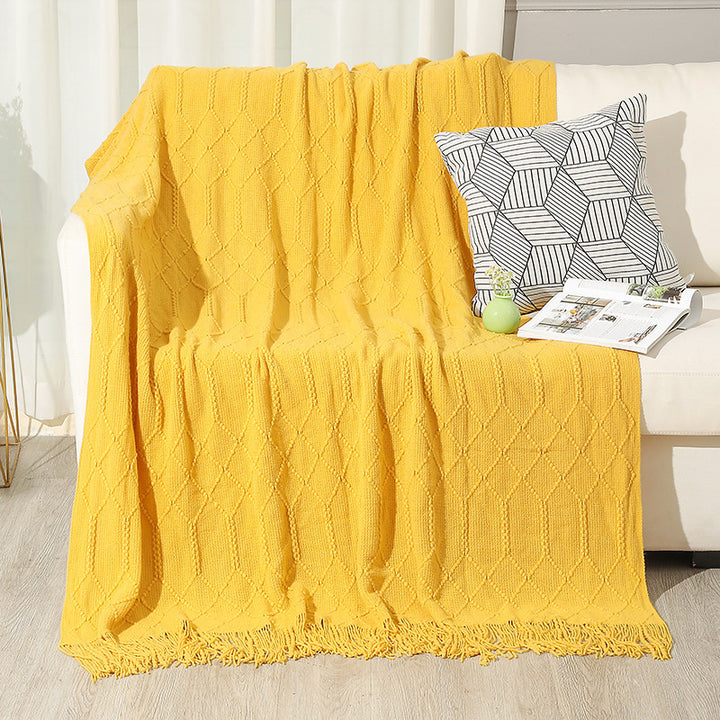 Ladies Cozy and Stylish Blanket Bowlift