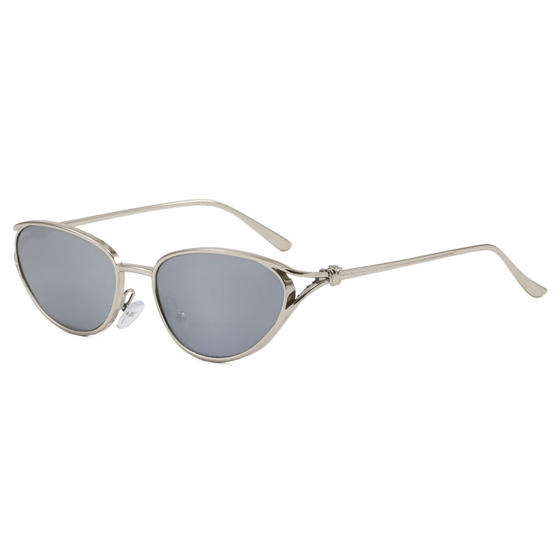Trendy Cat-Eye Sunglasses with Metallic Frame Bowlift