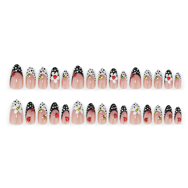 Artificial nails with cheerful animal motifs Bowlift